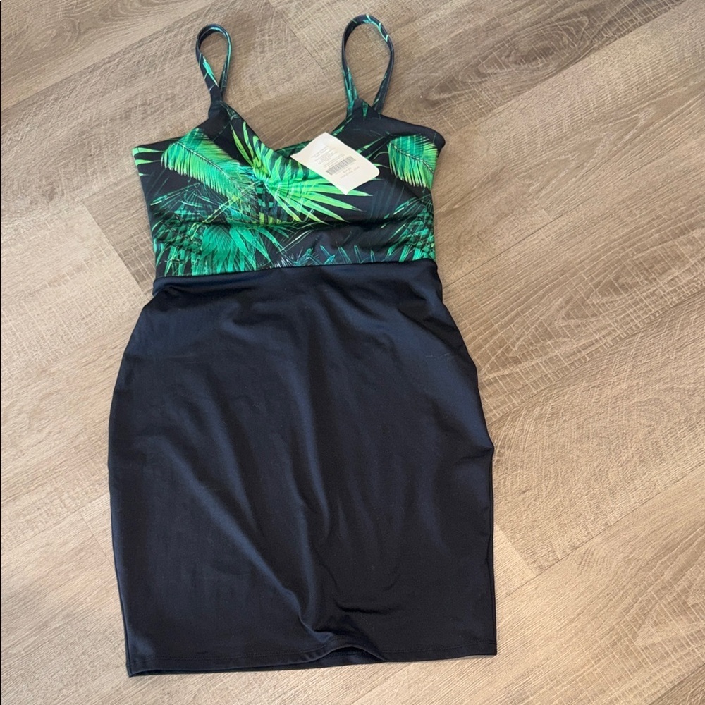 Fabletics NWT Malindi Palm Leaf Bodycon Dress Sz Large - Picture 3 of 9
